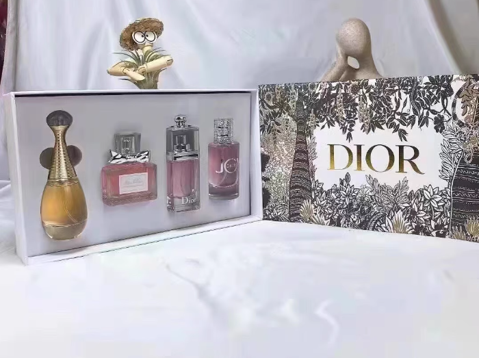 Dior(Miss Dior, Joy Dior, J'dore, Dior Addict)30ml