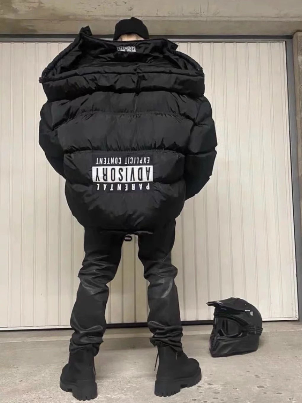 Advisory jacket