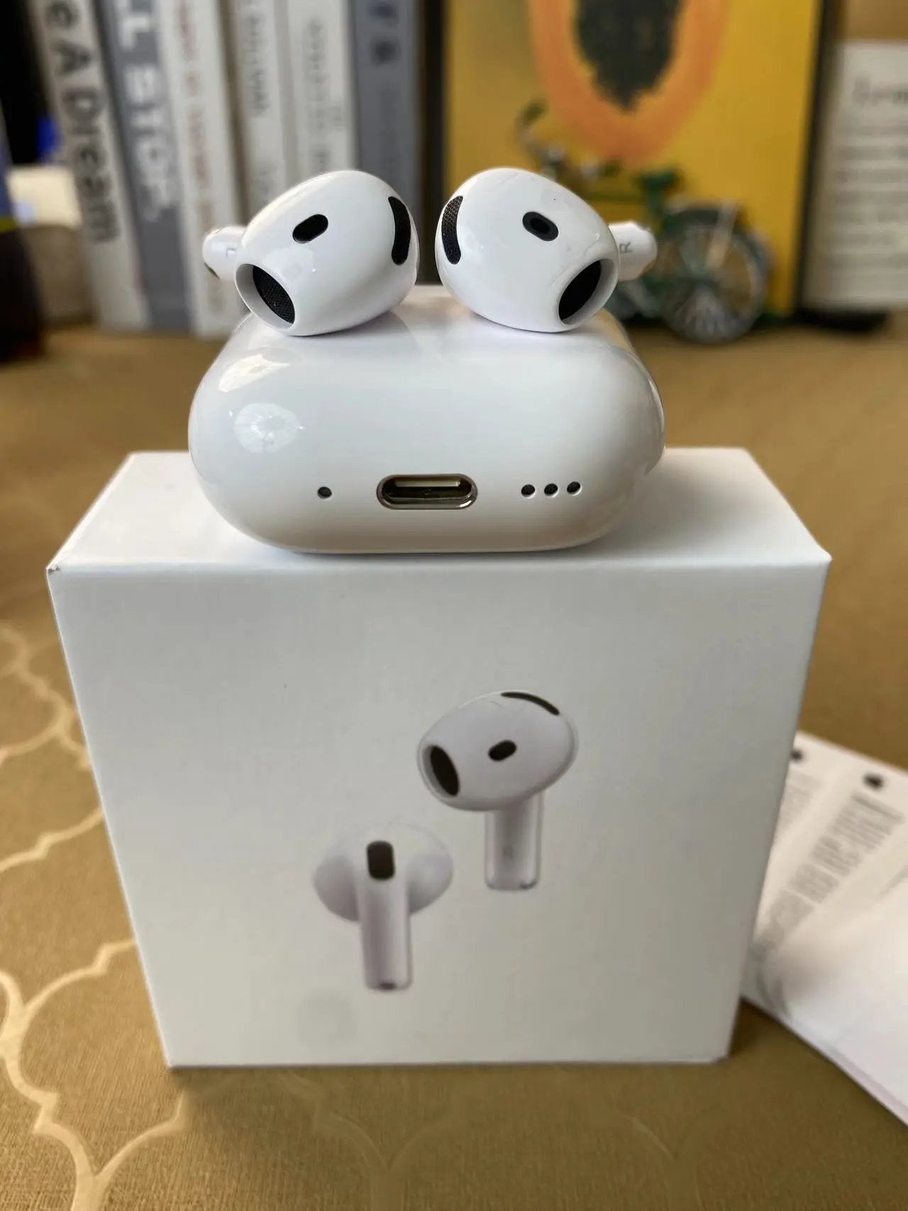Airpods 4