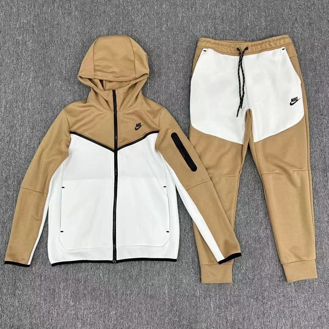Nike Tech Fleece