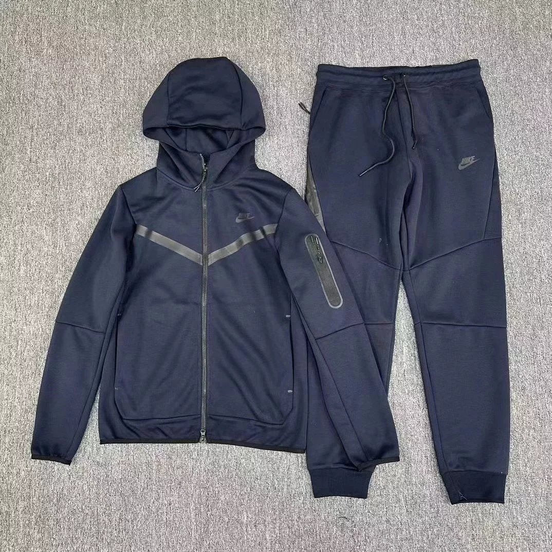 Nike Tech Fleece