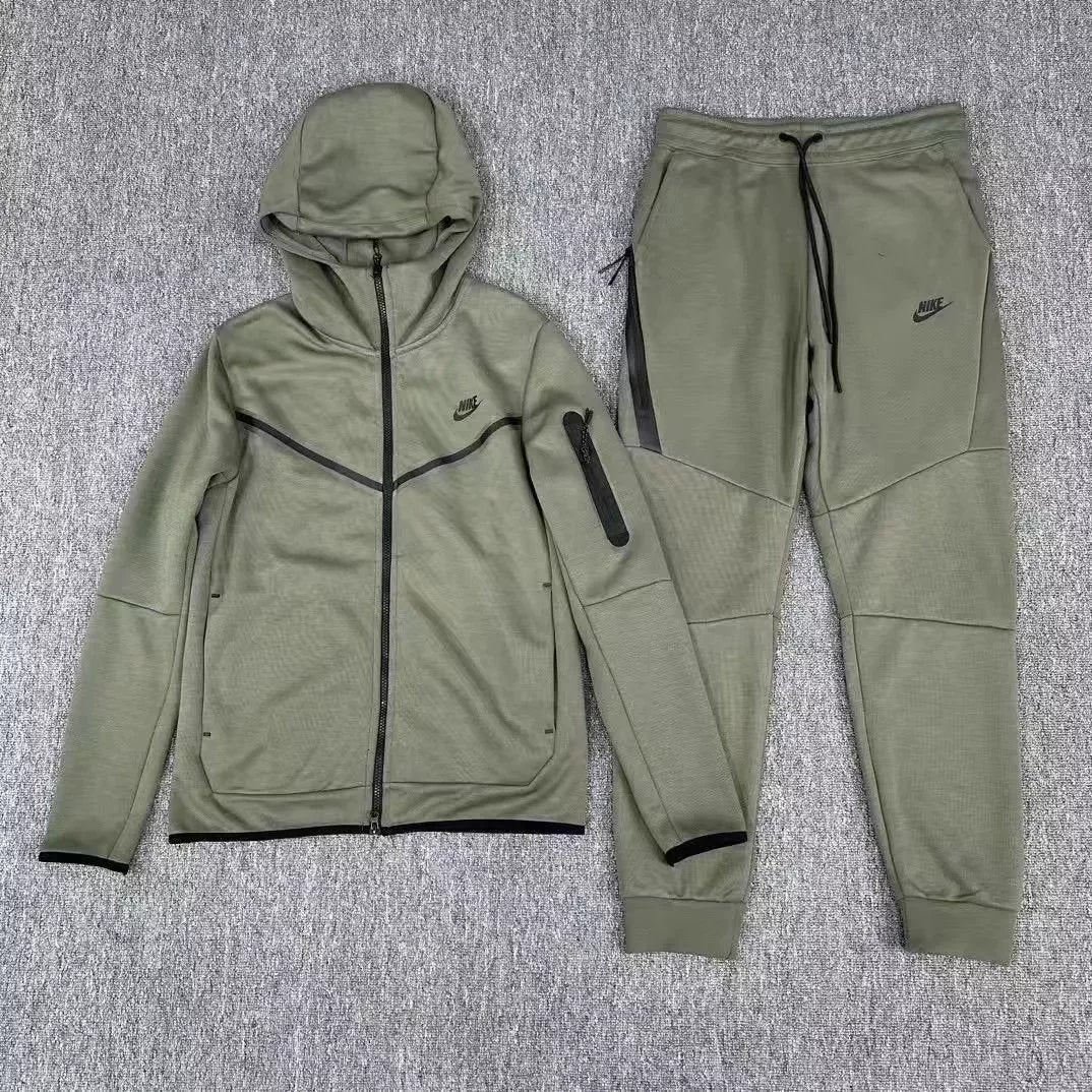 Nike Tech Fleece