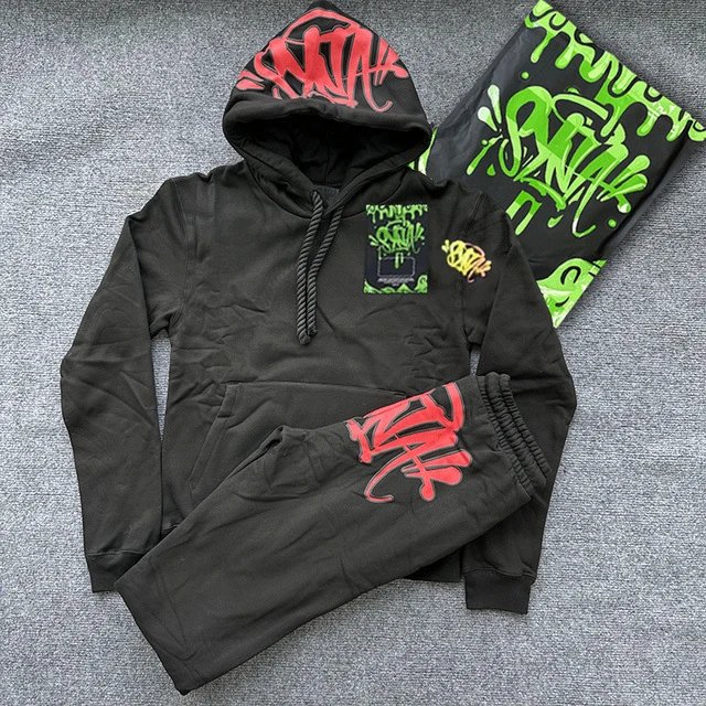 Syna World tracksuit