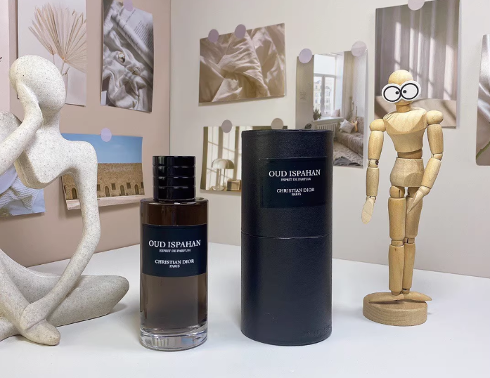 Oud Ispahan Esprit de Parfum
