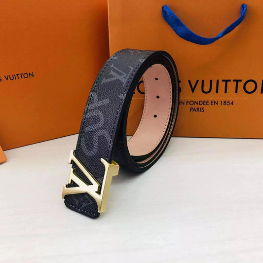 Louis Vuitton x Supreme belt