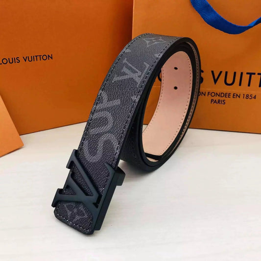 Louis Vuitton x Supreme belt