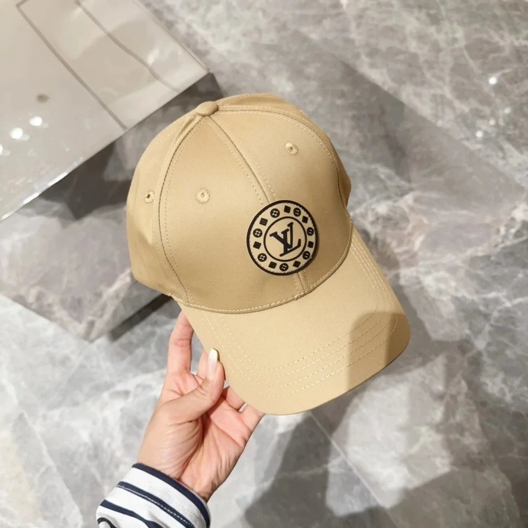 Louis Vuitton hat