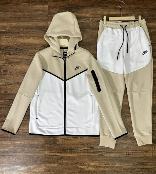 Nike Tech Fleece