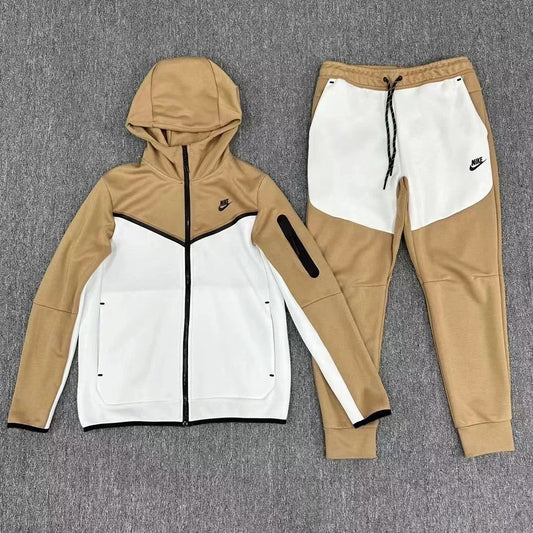 Nike Tech Fleece
