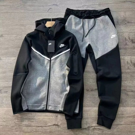 Nike Tech Fleece