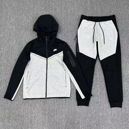 Nike Tech Fleece